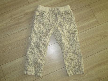 Trojštvrťové nohavice, c&a,122