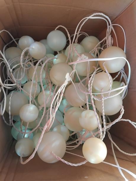 Girlanda gule svietidlo, 