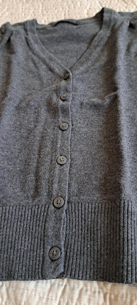 Školský svetrík, next,122