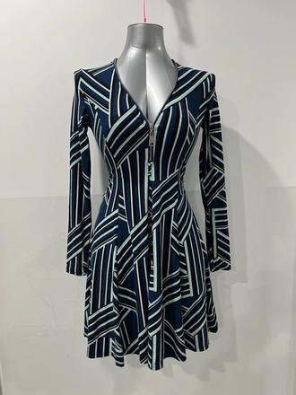 Saty s vystrihom na zips, xs