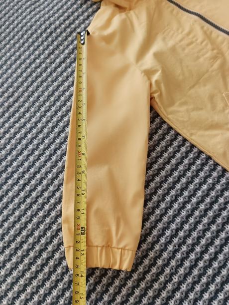 Nová reserved vetrovka, reserved,104