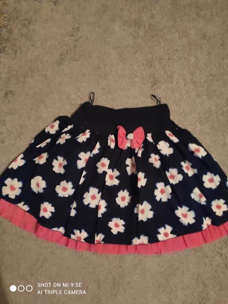 Dievčenská sukňa, 140