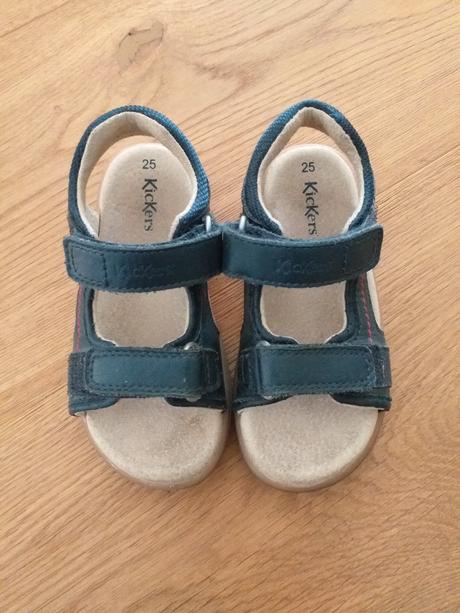 Kožené sandále, kickers,25