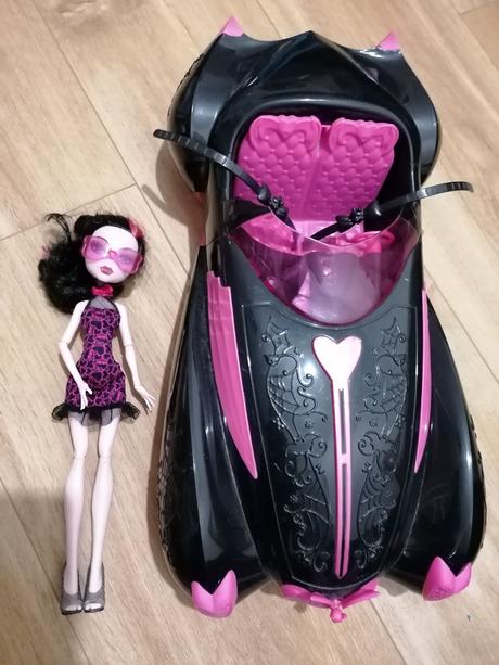 Monster high auto bez babiky, 