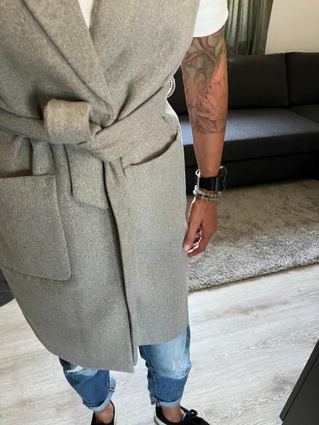 Svetlošedá vesta zoot, 38