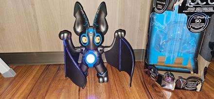 Interaktívny netopier nocto, množstvo funkcií, 