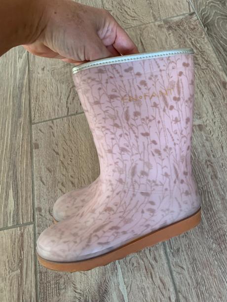 En fant nezateplené gumáky 31, en fant,31