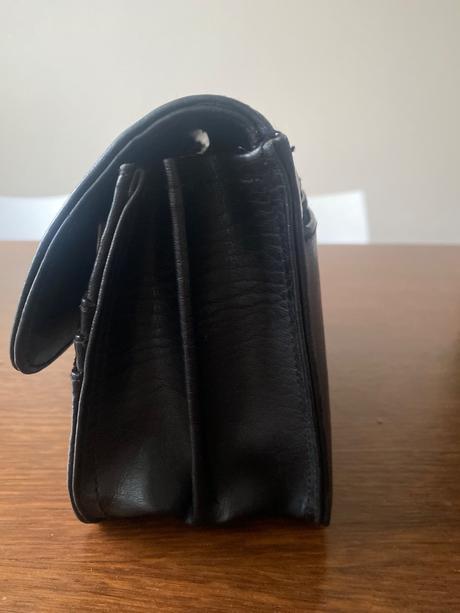 Kožená taštička, 