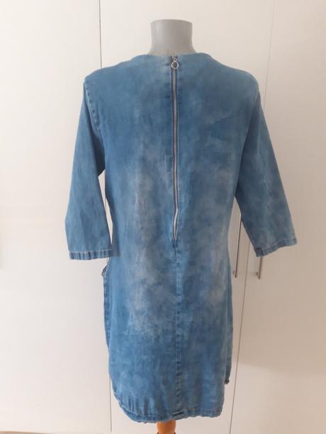 Riflove elasticke šaty, 44