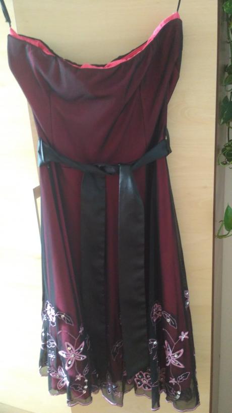 Nádherné spoločenské saty, m