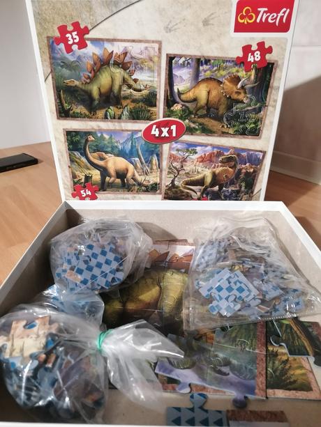 Rôzne puzzle labková patrola, dinos,