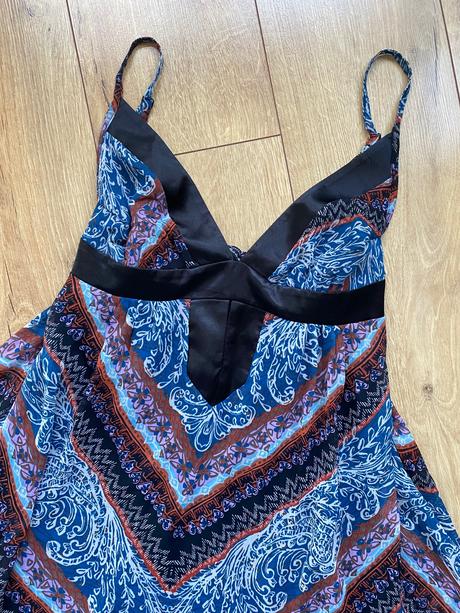 Letné vzorové šaty xs s m, terranova