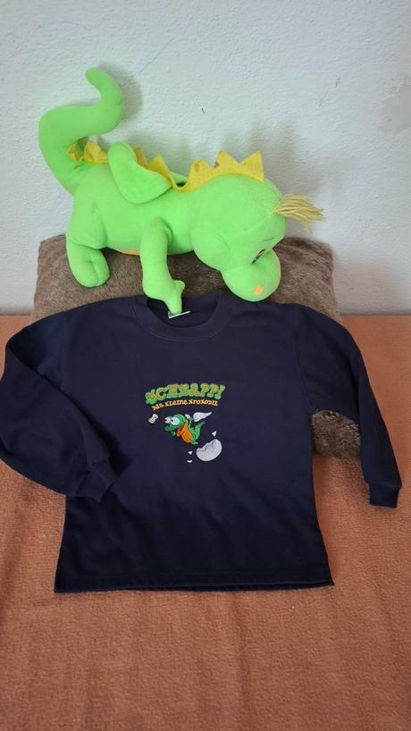 Mikina schnappi, 122