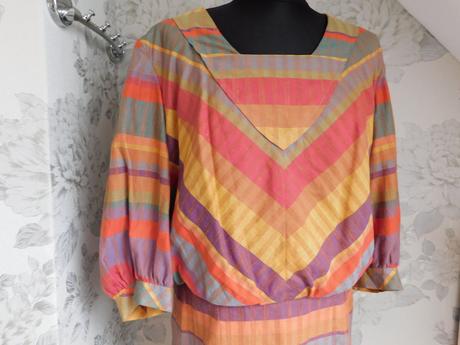 Luxusne vintage šaty, 42