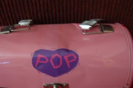 Starý vintage kufrík,