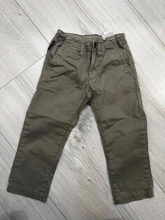 Sivé nohavice s nastaviteľným pásom, 92