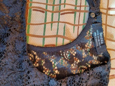 Čierny krajkový top, bershka,s
