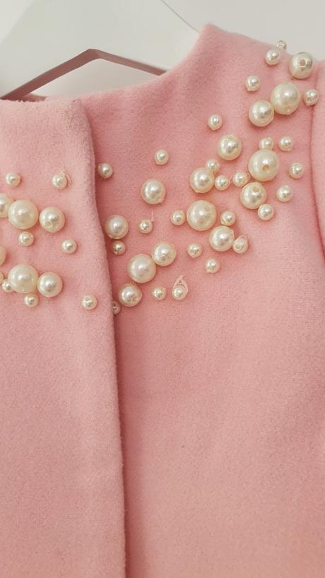 Zimný kabát s čiapkou, 74