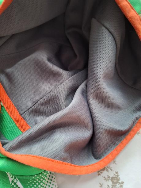 Sportova mikinka, decathlon,146