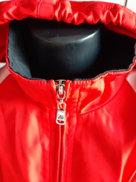 Cerveno-bielo-cierna prechodna vetrovka 140/146, 146