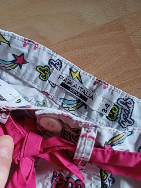 Šortky, piazza italia,104