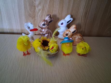 Retro zajac kuriatko hniezdo veľká noc cena spolu, 