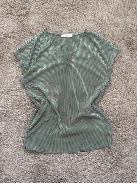 Reserved top, reserved,xs