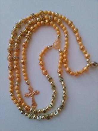 Ruženec s menom a dátumom, 