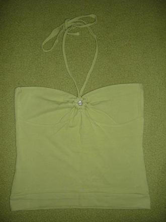 Tielko zn. bershka, s