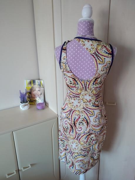 Zara - zaujímavé dámske vzorované šaty na leto, zara,s