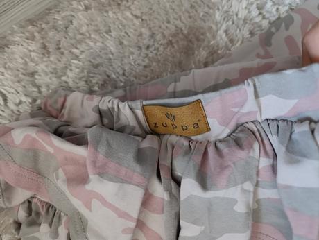 Zupa legíny so sukničkou, 140