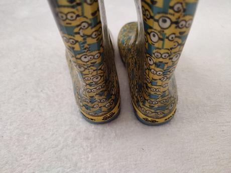 Gumené čižmy s mimóňom, 31