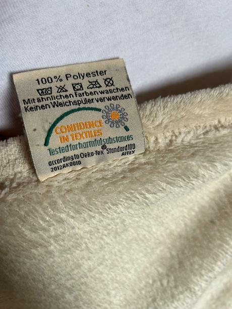 Deka hrubá krémová,