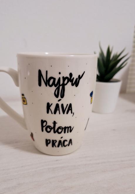 Ručné maľovaná šálka, 