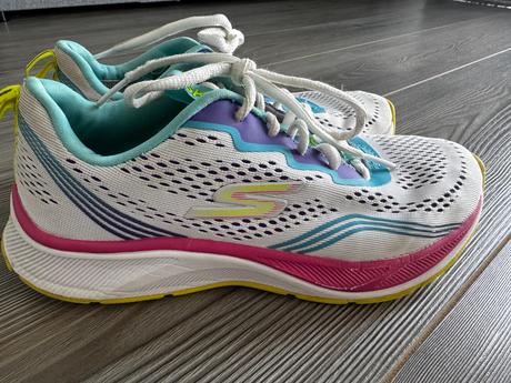 Tenisky skechers, 37