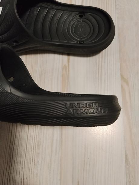 Letné šľapky, under armour,40