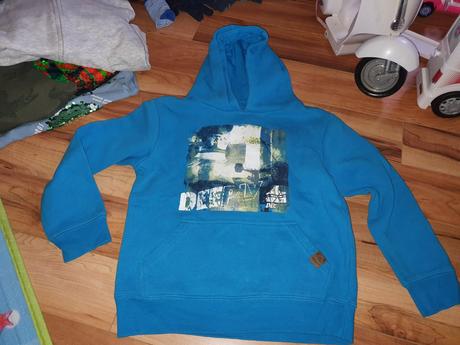 Krásna kvalitná mikina 140, 140