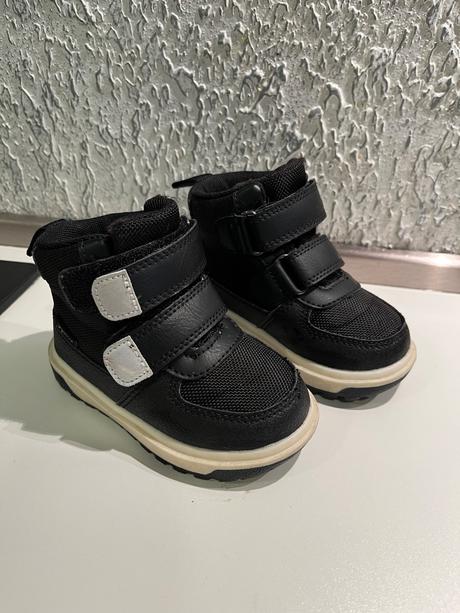 Nepremokave clenkove topanky, h&m,21