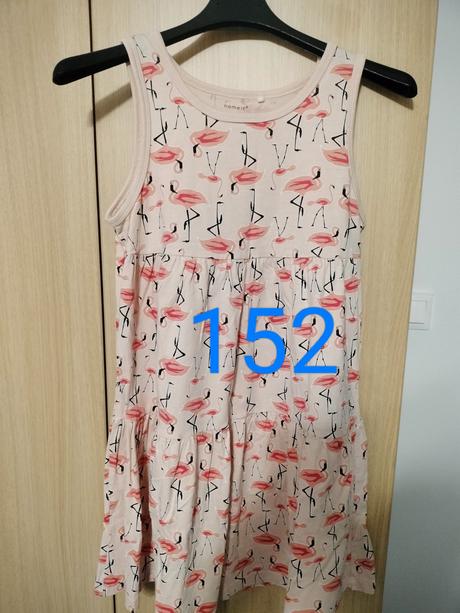 Šaty 152, 152