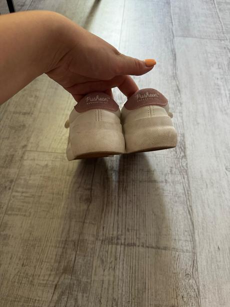 Dievčenské tenisky pusheen, reserved,38