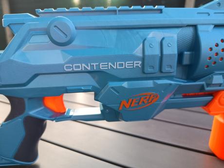 Hasbro nerf elite 2.0 contender,