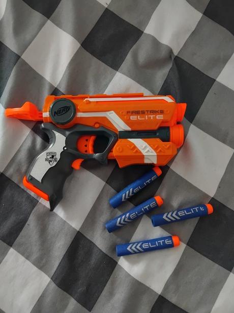 Nerf elite firestrike, 