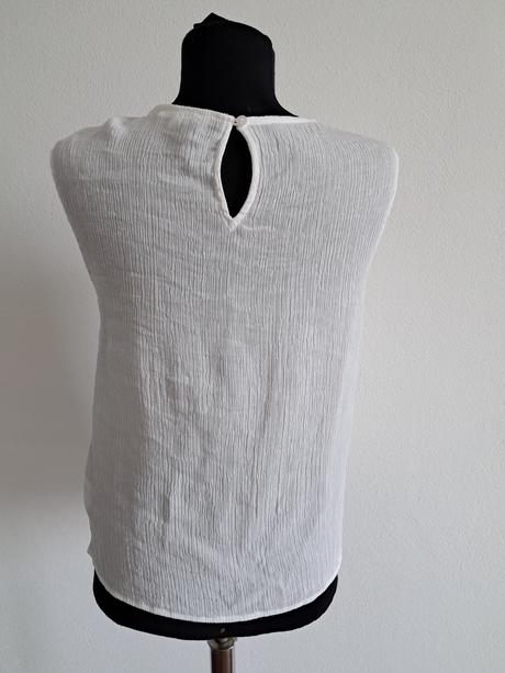 Letný top v. 38, 38