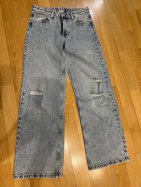 Roztrhané rifle, h&m,146