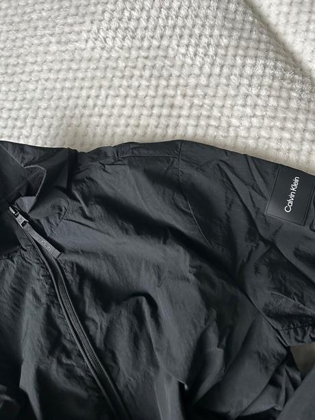 Calvin klein prechodná bunda, calvin klein,m