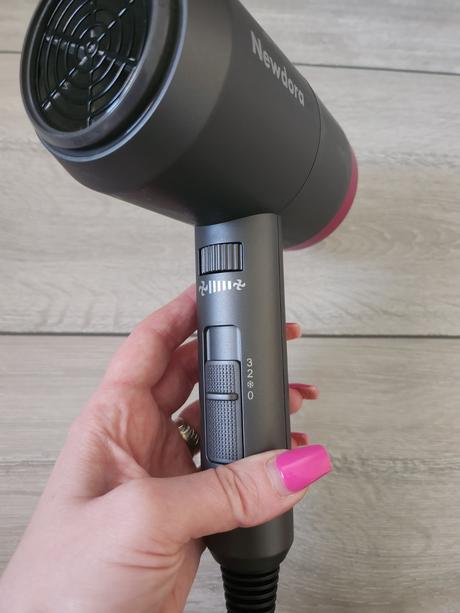 Malý fén 1800w..., 