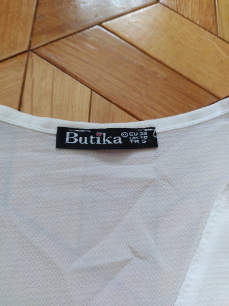 Blúzka s tulipánmi., 38