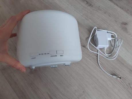 Difúzer / zvlhčovač vzduchu - led + aromatherapy,