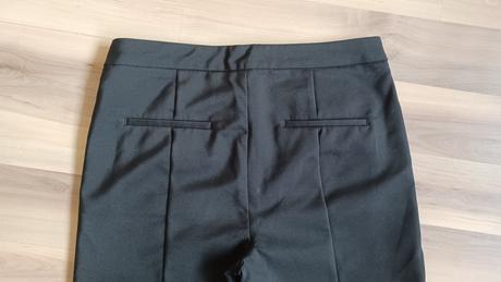 Elegantné čierne nohavice, 36