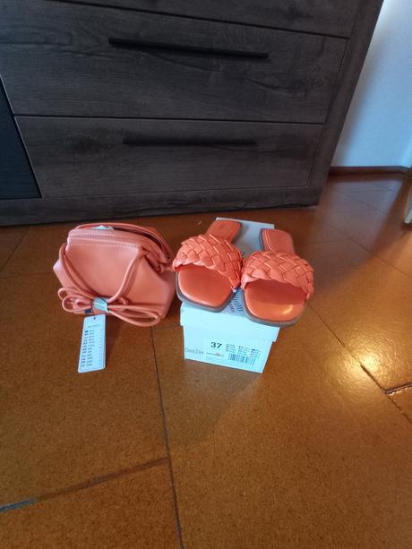 Šľapky 37+ kabelka, 37